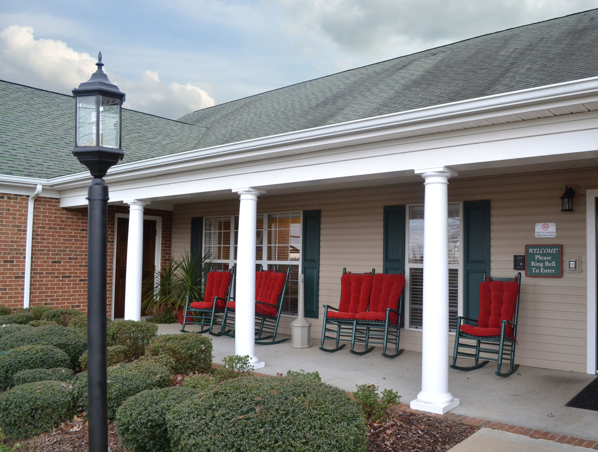 Images Country Cottage Lawrenceburg