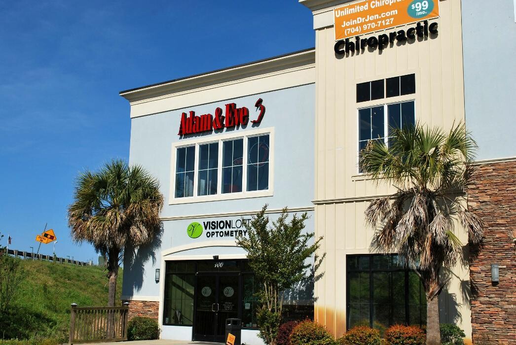 Images Adam & Eve Stores