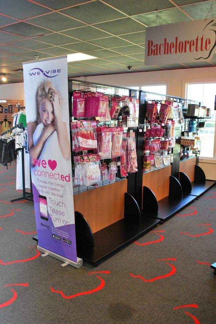 Images Adam & Eve Stores