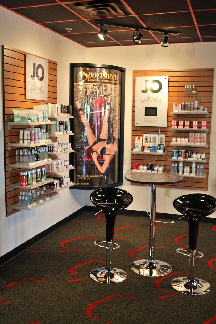 Images Adam & Eve Stores