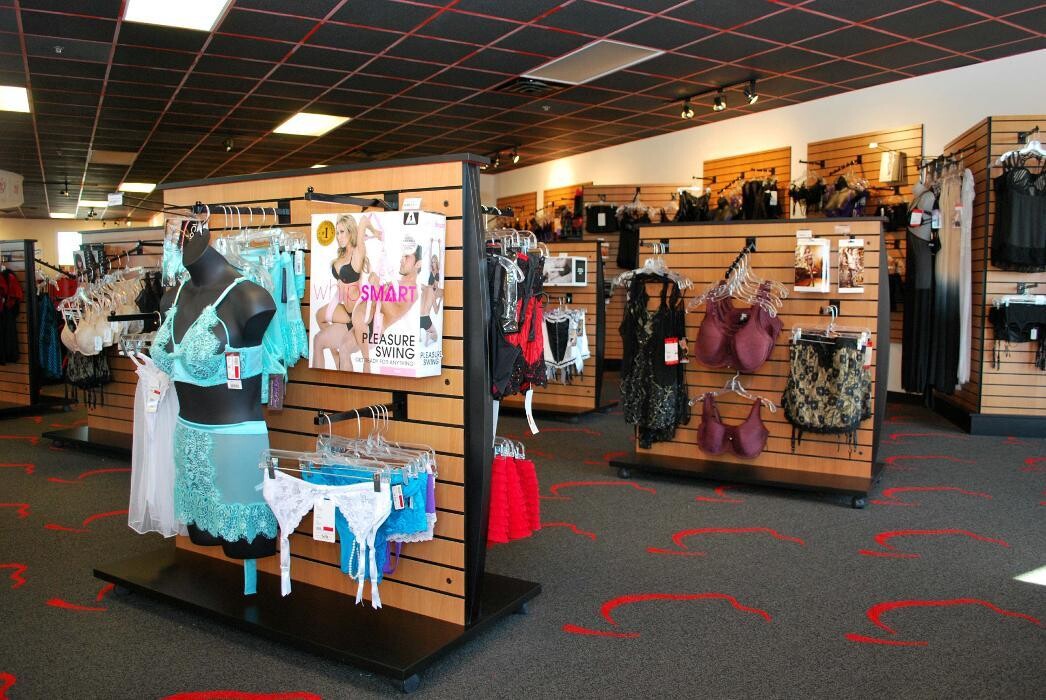 Images Adam & Eve Stores
