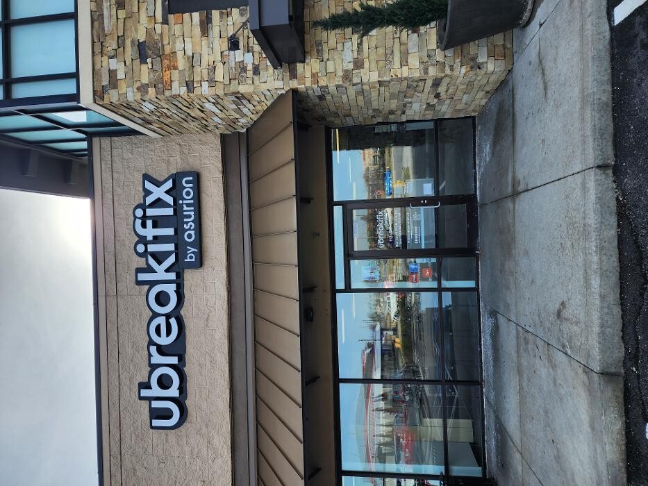 Images uBreakiFix - Phone and Computer Repair