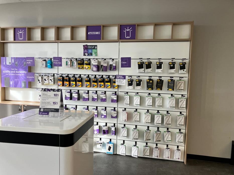 Images uBreakiFix - Phone and Computer Repair