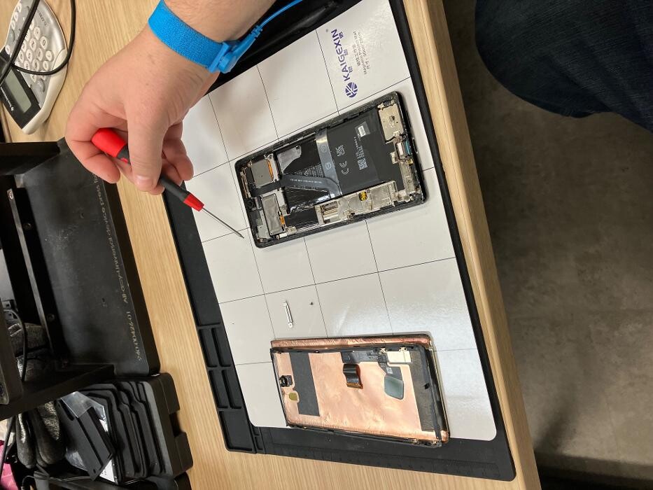 Images uBreakiFix - Phone and Computer Repair