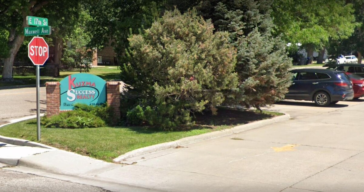 Images Kuzma Success Realty