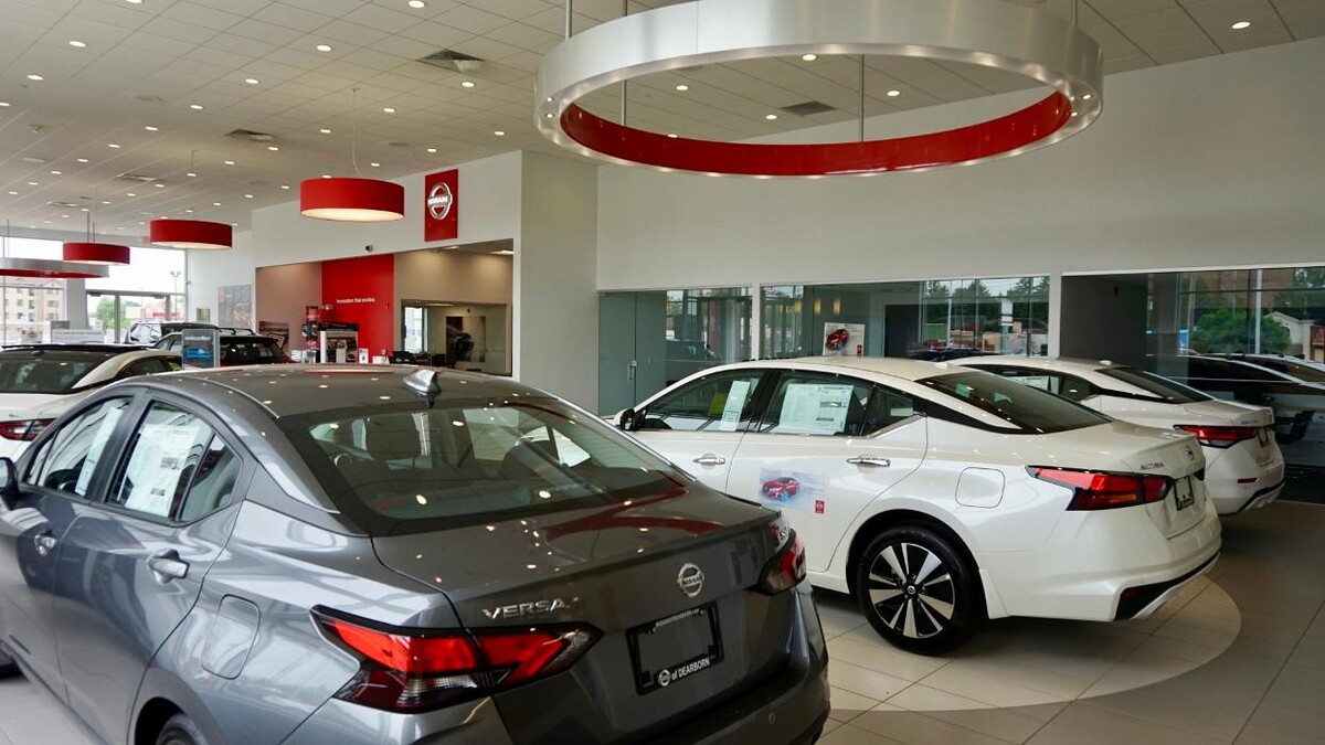 Images Nissan of Dearborn