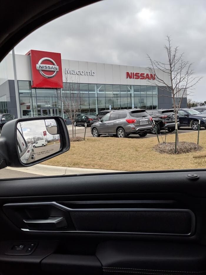 Images Nissan of Macomb