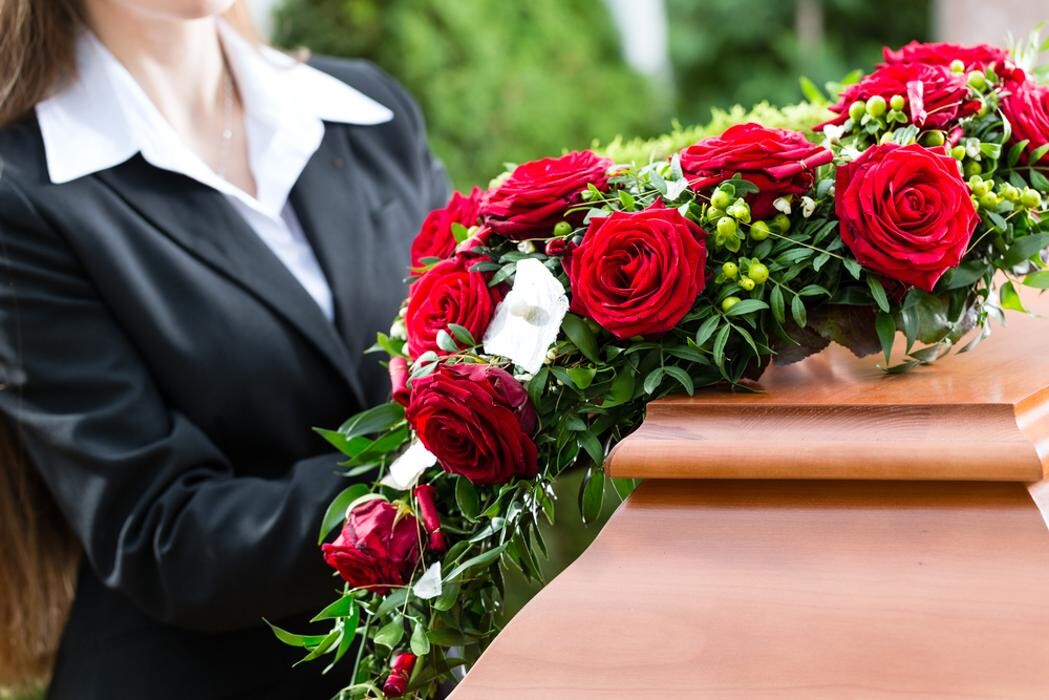 Images Wallace & Wallace, Inc. Funeral Chapels & Crematory