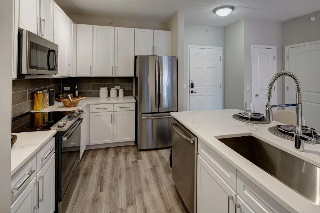 Images The MilTon Luxury Apartments