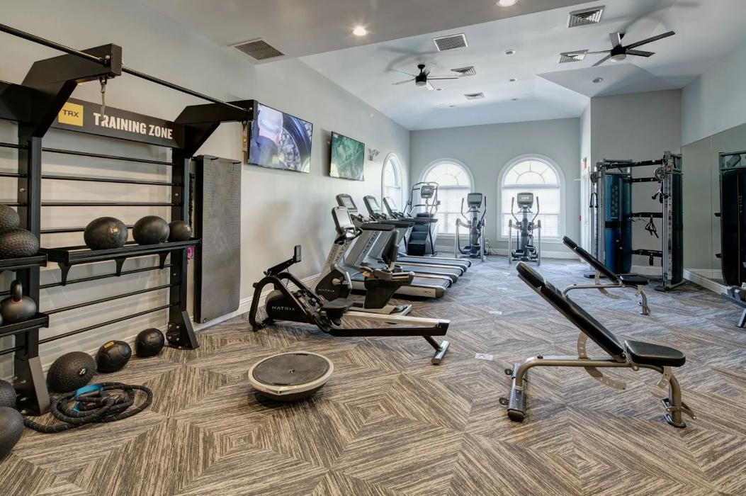 Images The MilTon Luxury Apartments