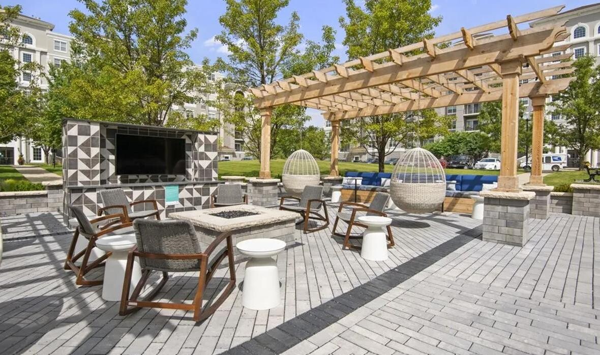 Images The MilTon Luxury Apartments