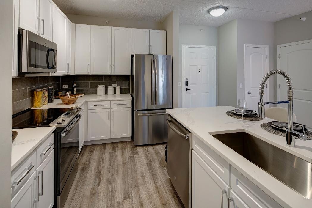 Images The MilTon Luxury Apartments