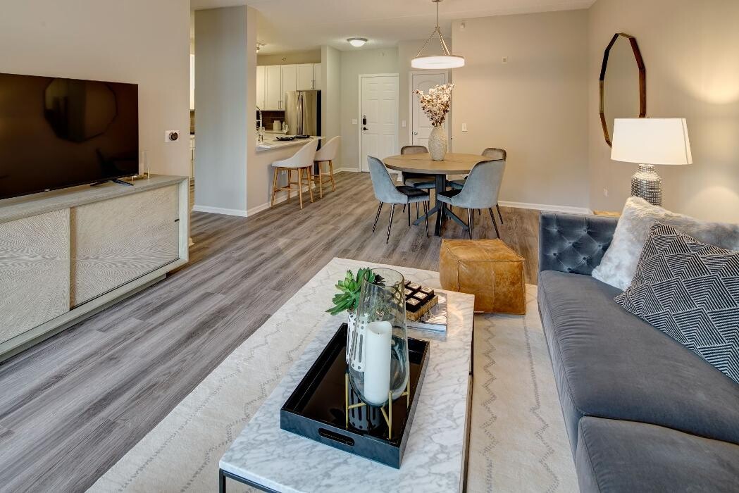 Images The MilTon Luxury Apartments