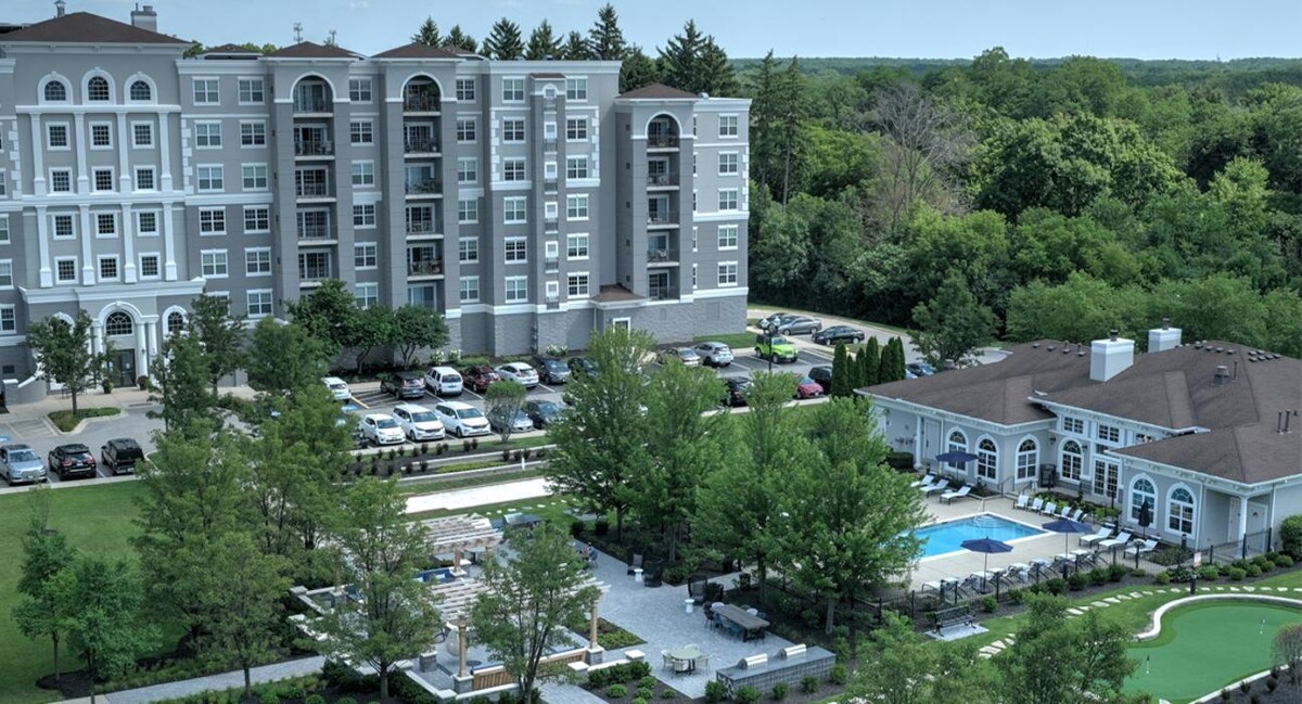 Images The MilTon Luxury Apartments