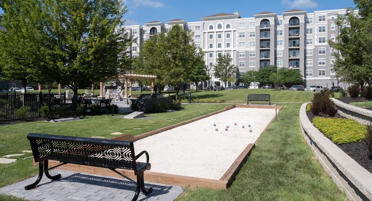 Images The MilTon Luxury Apartments