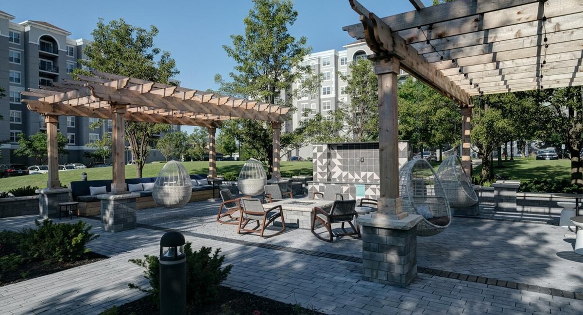 Images The MilTon Luxury Apartments