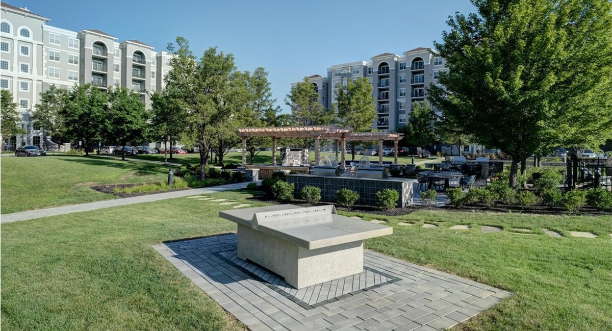 Images The MilTon Luxury Apartments