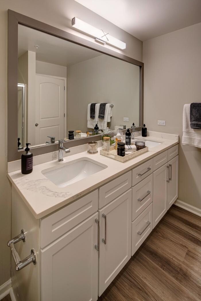 Images The MilTon Luxury Apartments