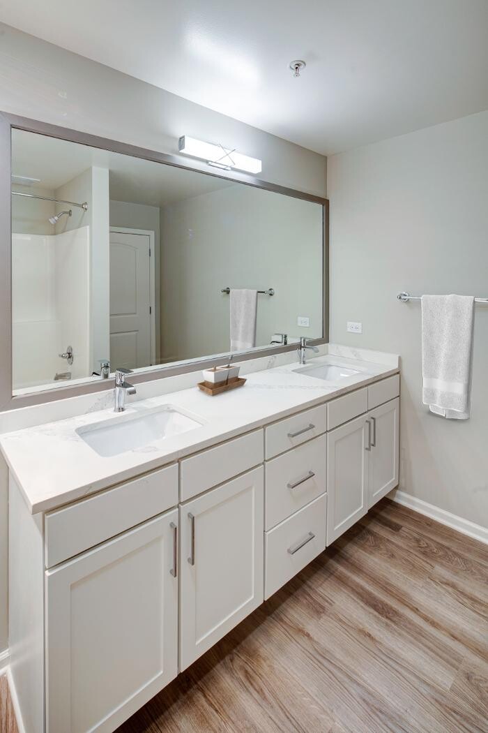 Images The MilTon Luxury Apartments