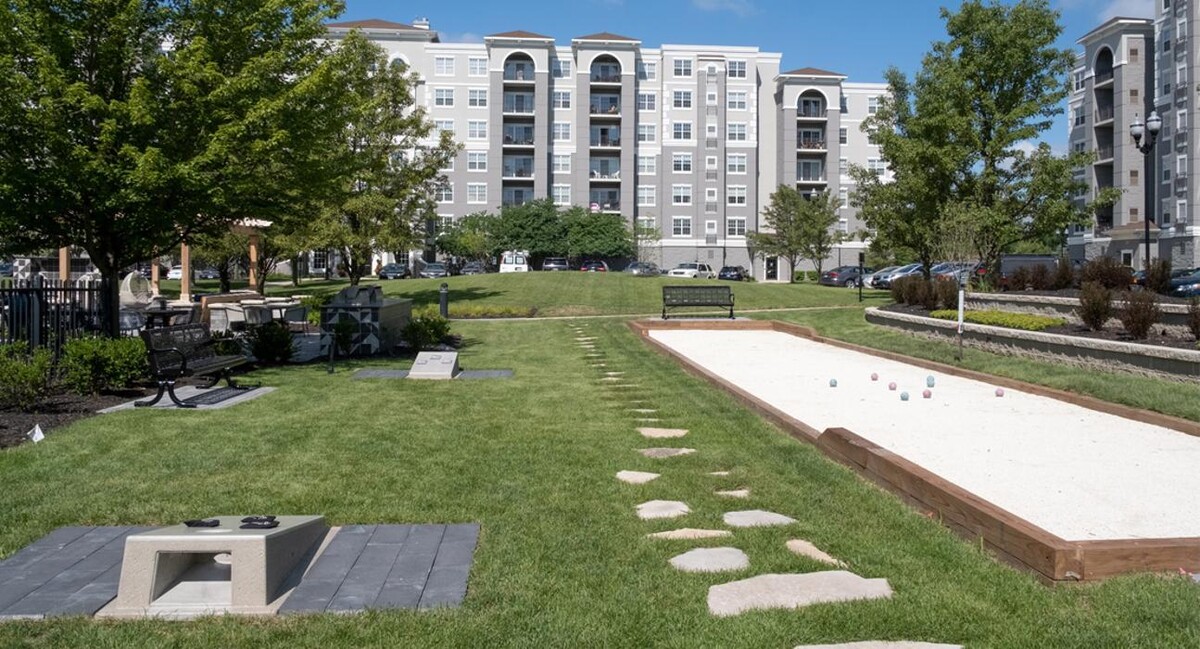 Images The MilTon Luxury Apartments