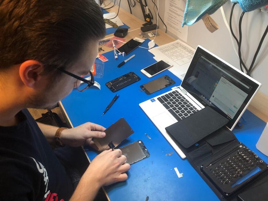 Images uBreakiFix - Phone and Computer Repair