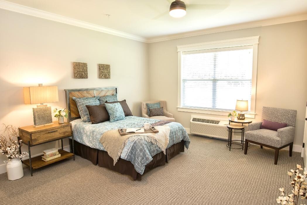 Images Dominion Senior Living of Athens