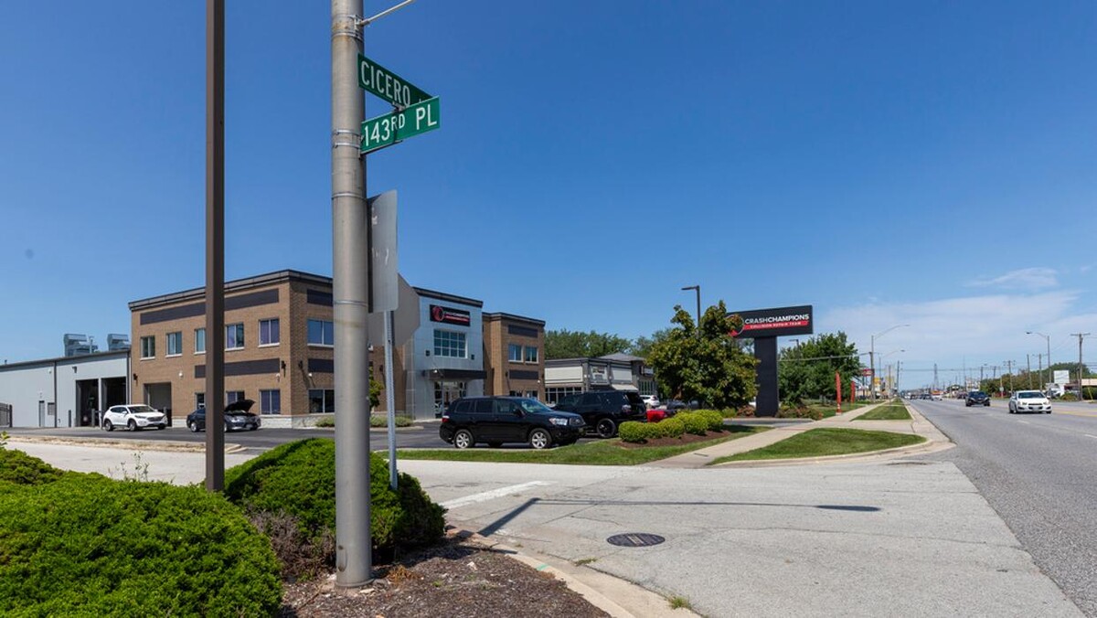 Images Crash Champions Collision Repair Crestwood