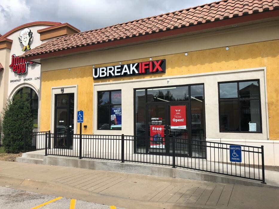 Images uBreakiFix - Phone and Computer Repair