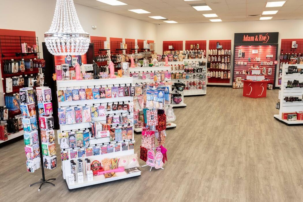 Images Adam & Eve Stores