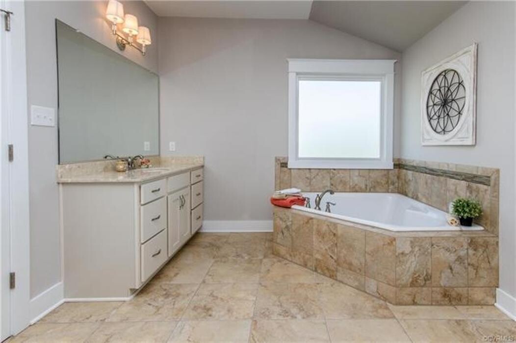 Images Capitol Staging