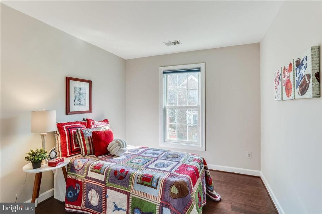 Images Capitol Staging