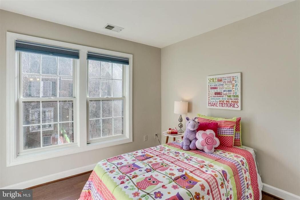 Images Capitol Staging