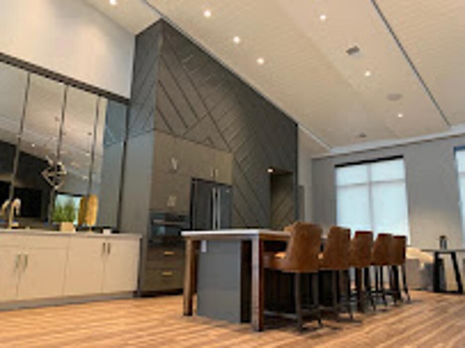 Images Statesman Apartments