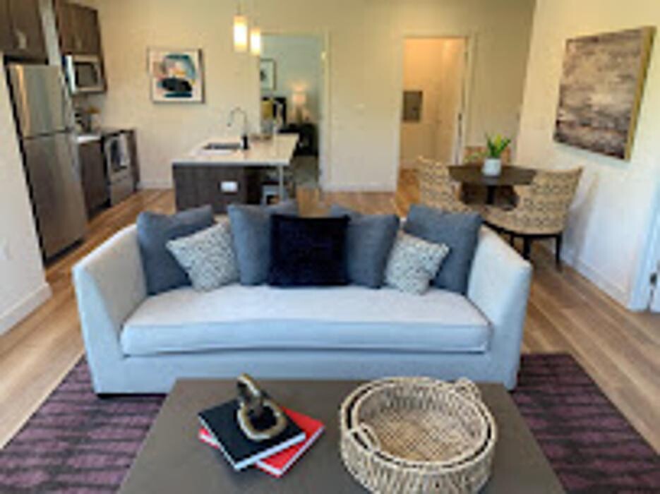 Images Statesman Apartments
