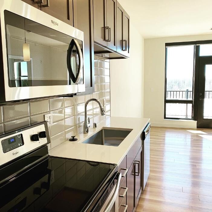Images Statesman Apartments