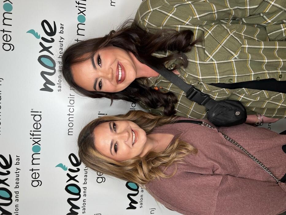 Images Moxie Salon And Beauty Bar - Montclair