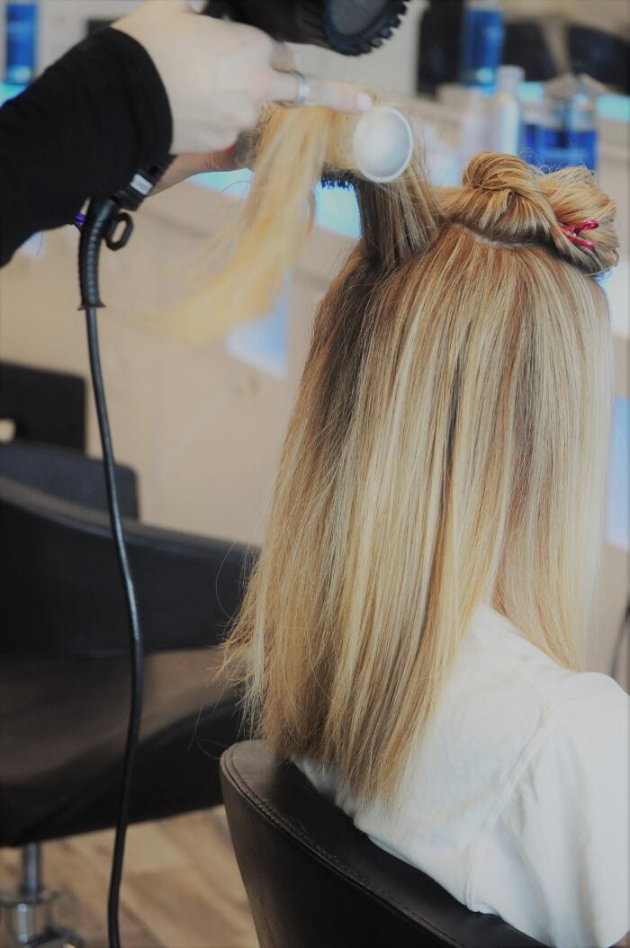 Images Moxie Salon and Beauty Bar - Livingston