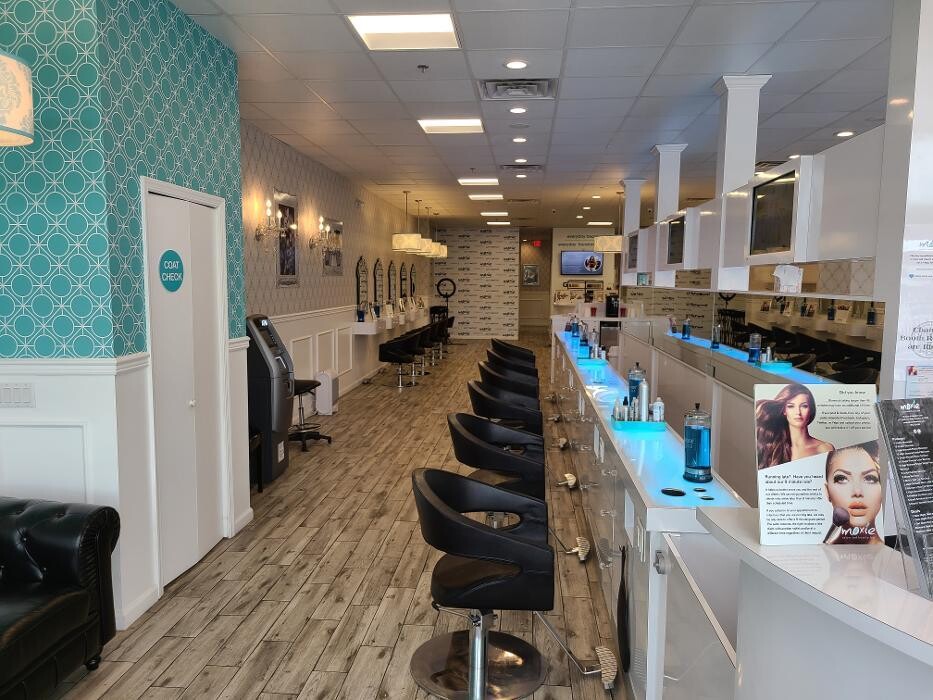 Images Moxie Salon and Beauty Bar - Livingston