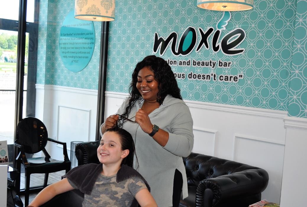 Images Moxie Salon and Beauty Bar - Livingston