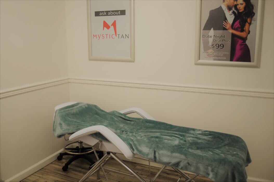 Images Moxie Salon and Beauty Bar - Livingston