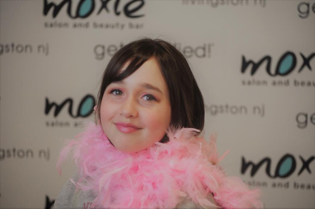 Images Moxie Salon and Beauty Bar - Livingston