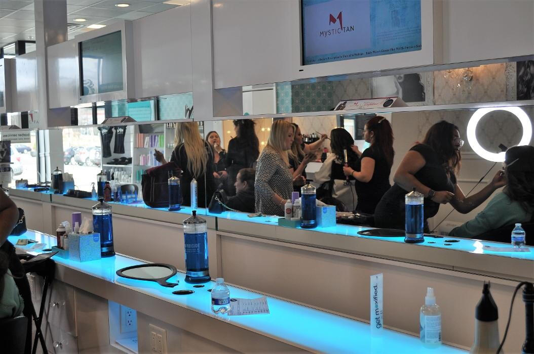 Images Moxie Salon and Beauty Bar - Livingston