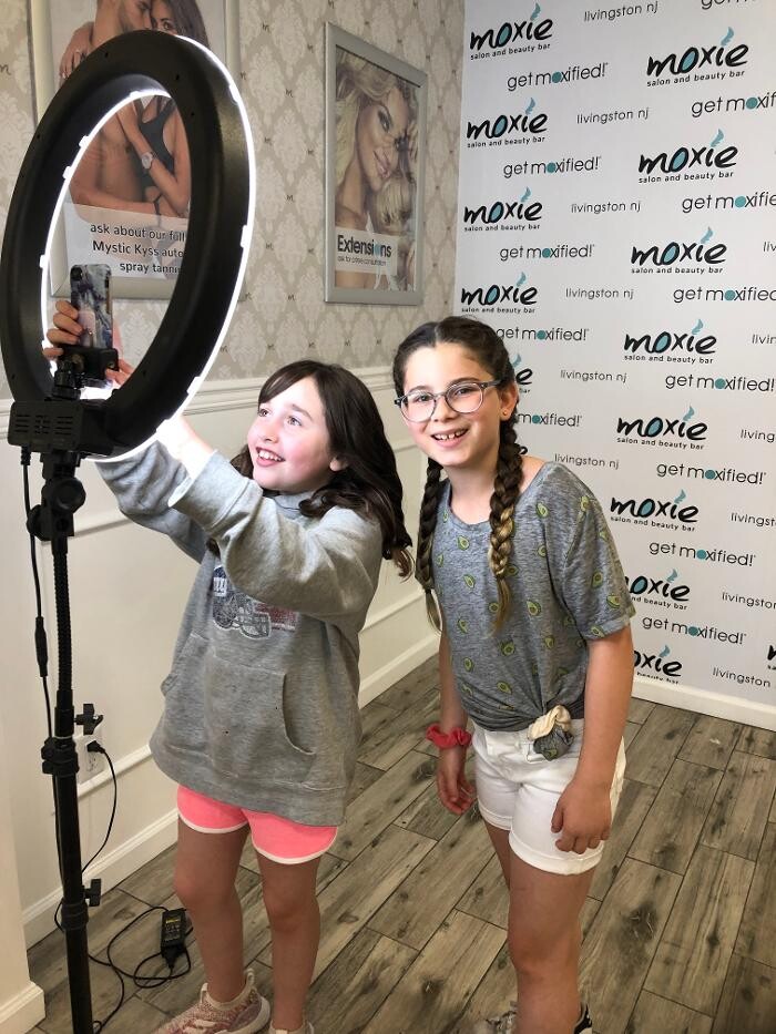 Images Moxie Salon and Beauty Bar - Livingston