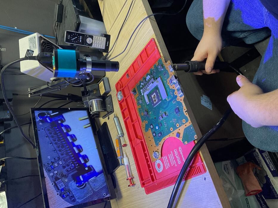 Images uBreakiFix - Phone and Computer Repair