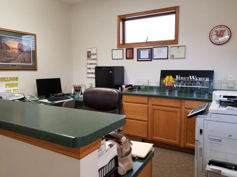 Images First Weber Realtors - Scotty Smith