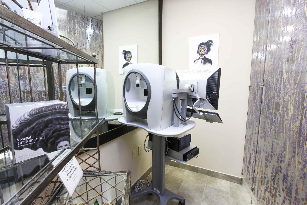 Images Dr. Longwill Skin Care