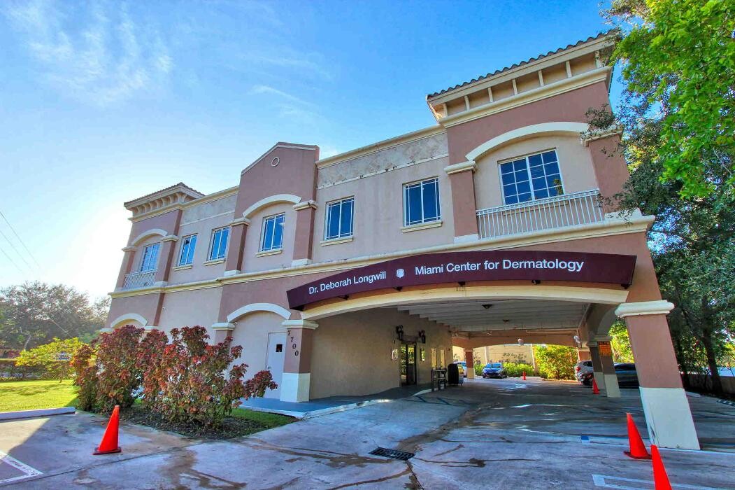 Images Dr. Longwill Skin Care