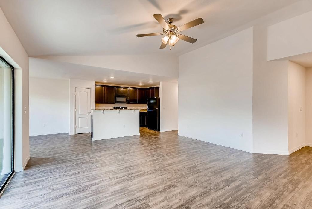 Images LGI Homes - Lake Jackson Ridge