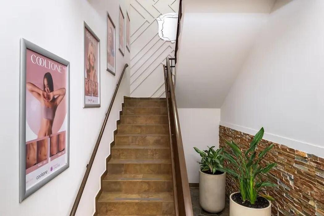 Images Dr. Deborah Longwill, DO, FAOCD