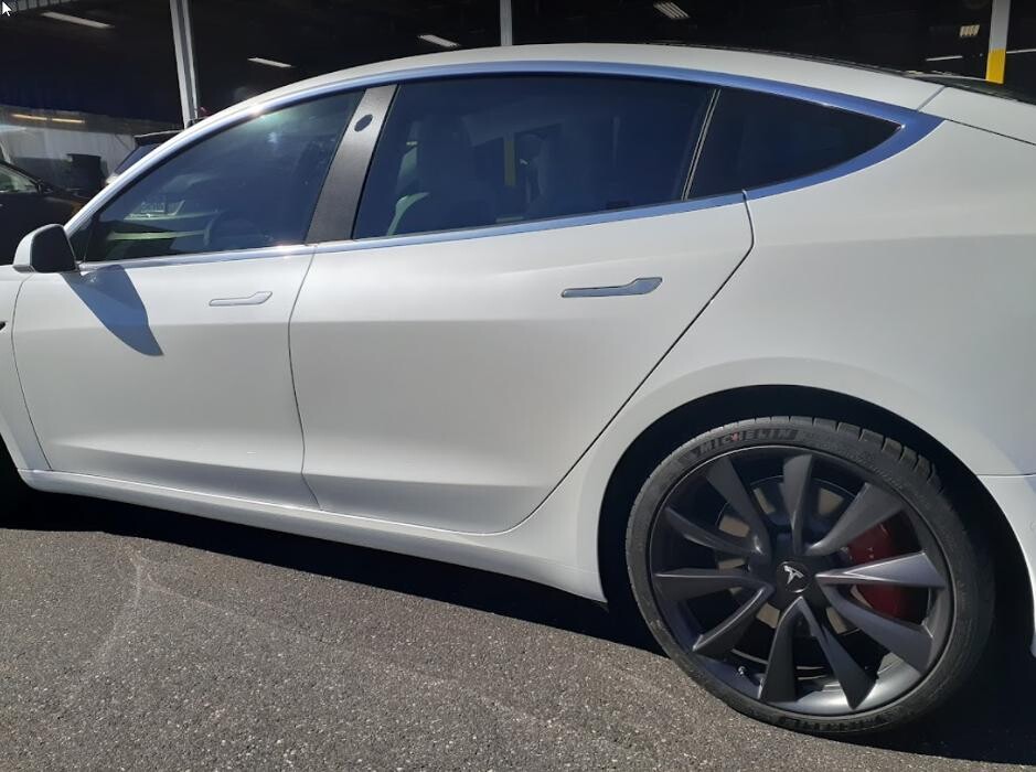 Images Auto Salon of Orlando